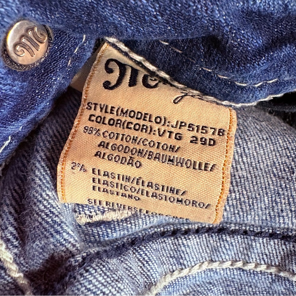 Miss Me fleur de lis enboired jeans size 28 distressed boot cut‎ western Buckle - Picture 10 of 10